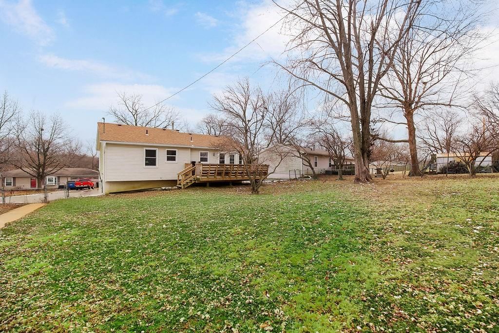 1704 N Emery Street — photo 25