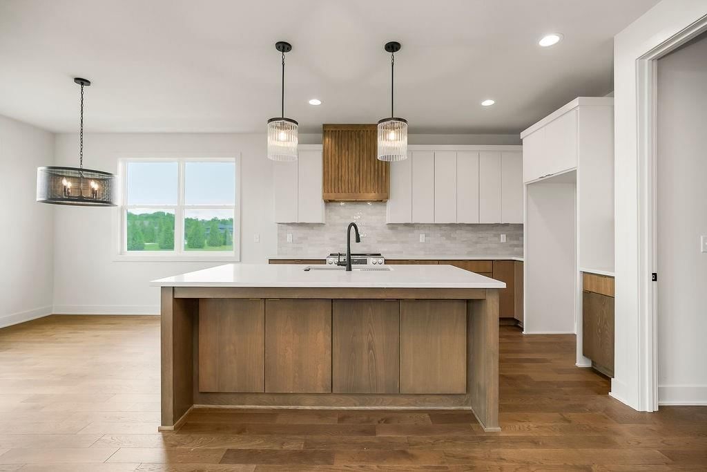 2037 SW Red Barn Lane — photo 8