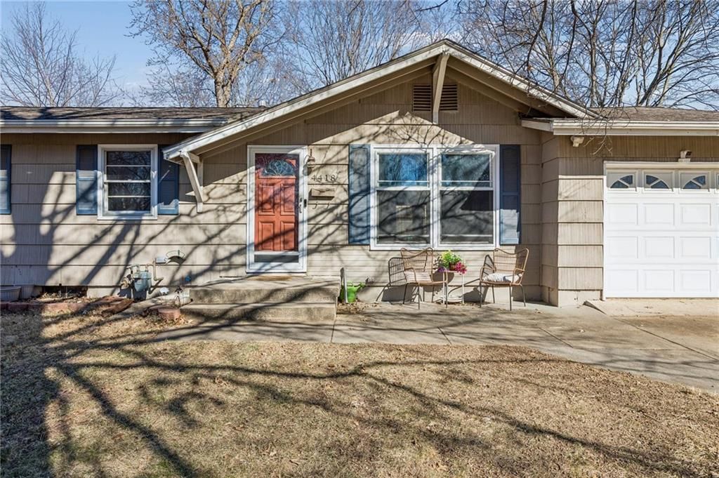 4418 NE 49th Street — photo 3