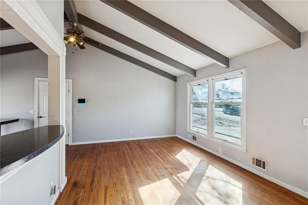 4418 NE 49th Street — photo 9