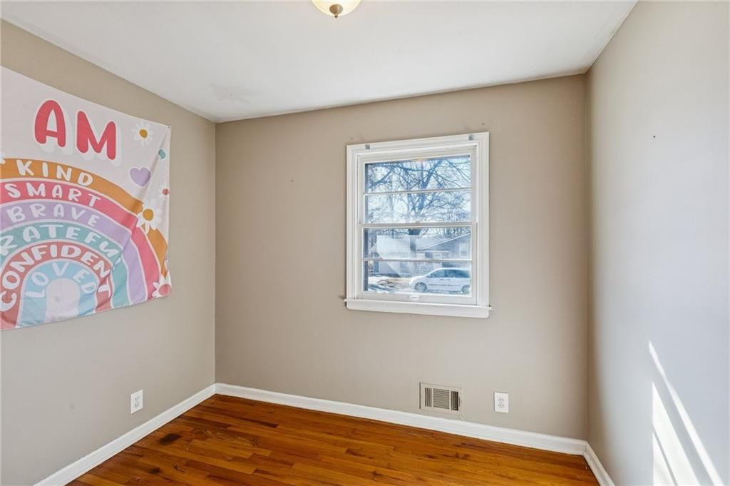 4418 NE 49th Street — photo 17