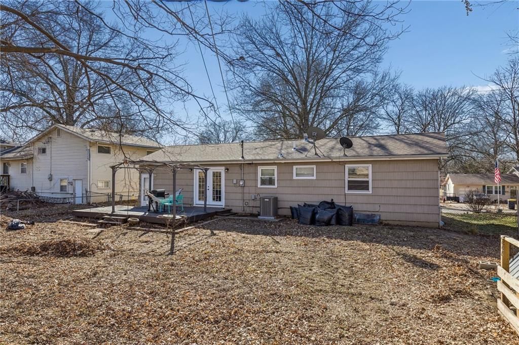 4418 NE 49th Street — photo 23