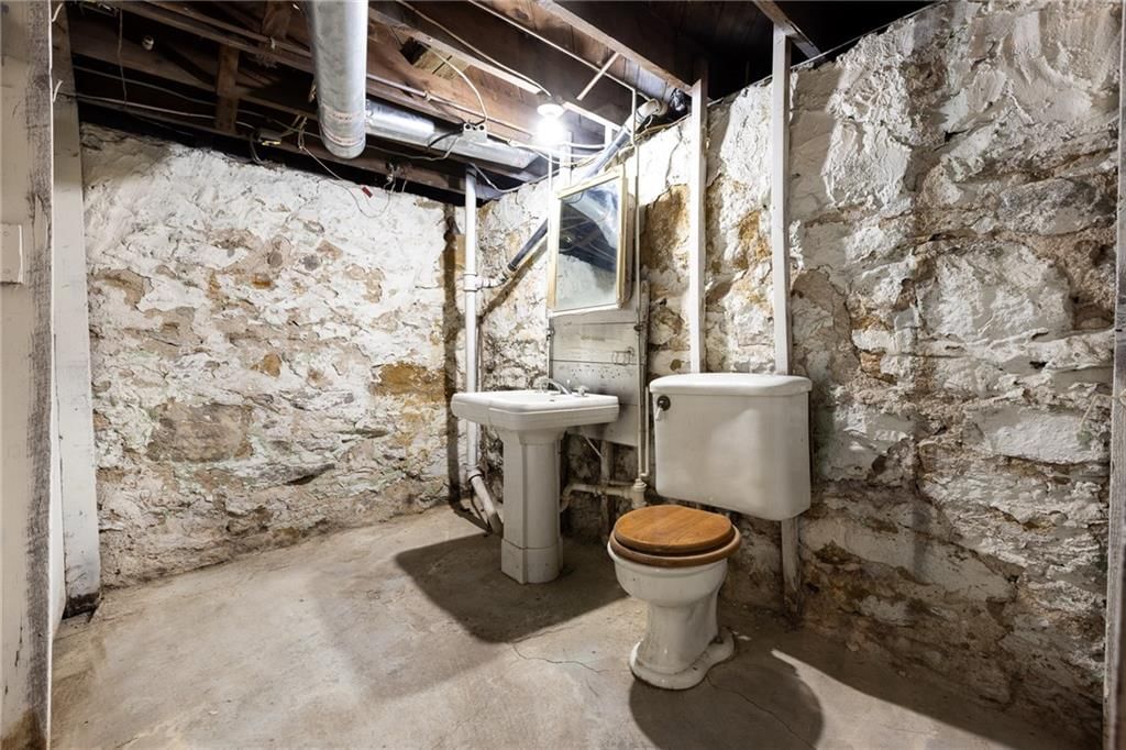 6404 McGee Street — photo 37