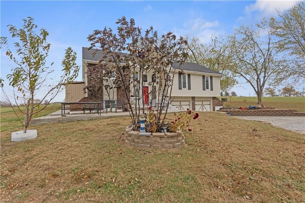 11203 Chandler Road — photo 32