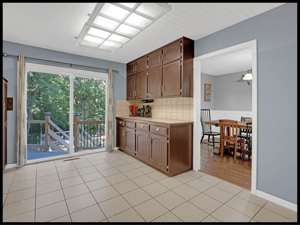 1411 Woodlawn Drive — photo 15