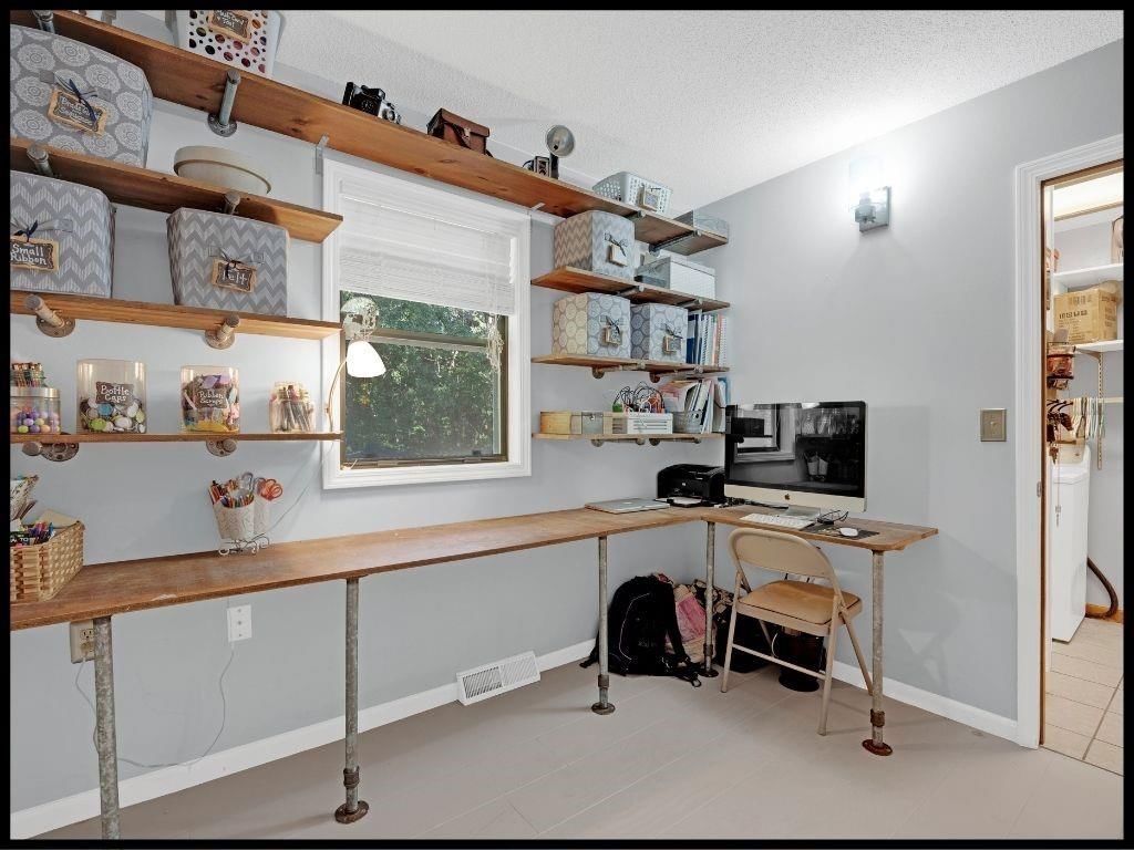 1411 Woodlawn Drive — photo 19
