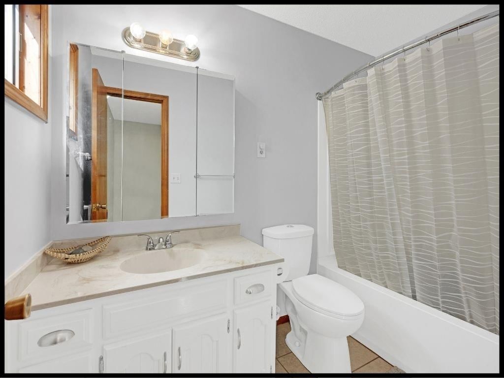 1411 Woodlawn Drive — photo 36