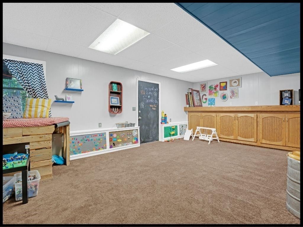 1411 Woodlawn Drive — photo 44