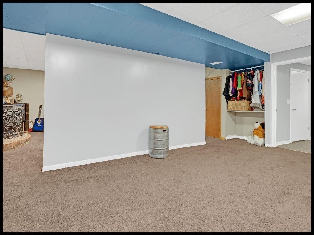1411 Woodlawn Drive — photo 46