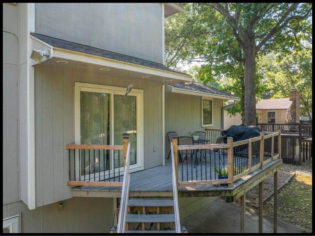 1411 Woodlawn Drive — photo 53