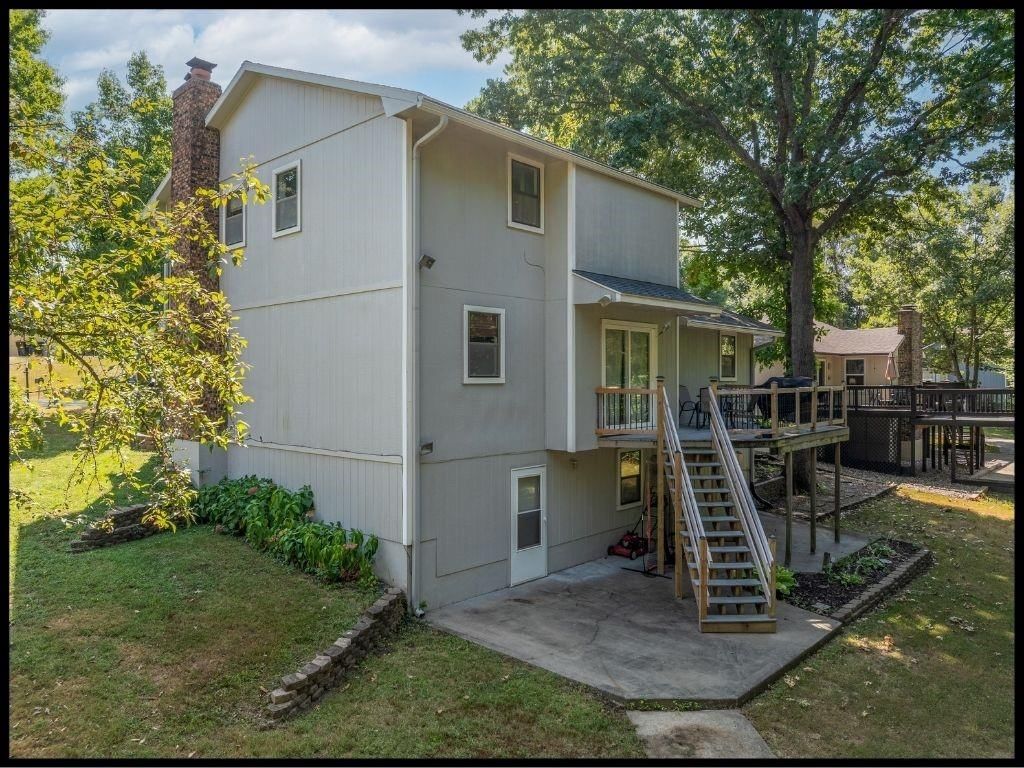 1411 Woodlawn Drive — photo 56