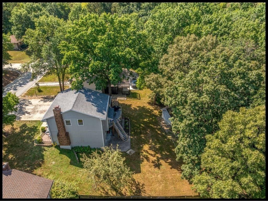1411 Woodlawn Drive — photo 58