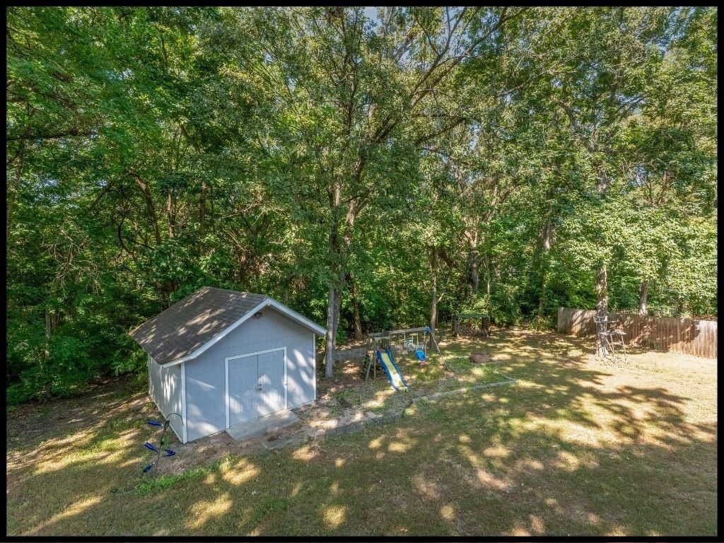 1411 Woodlawn Drive — photo 60