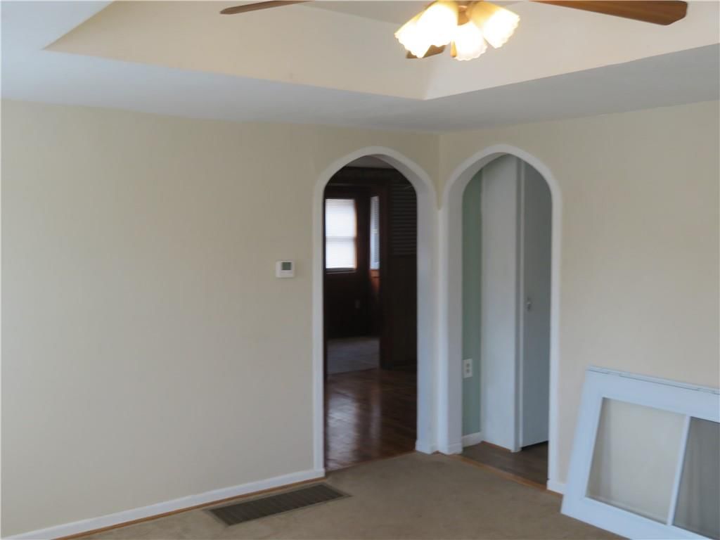 708 E Piankishaw Street — photo 6