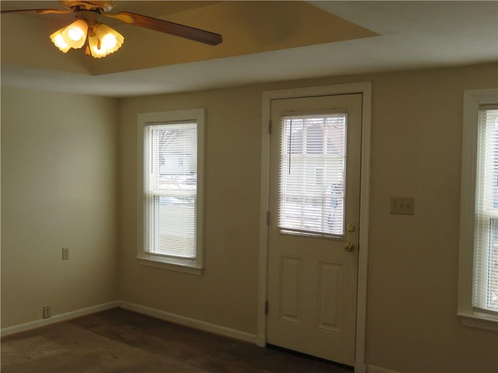 708 E Piankishaw Street — photo 7