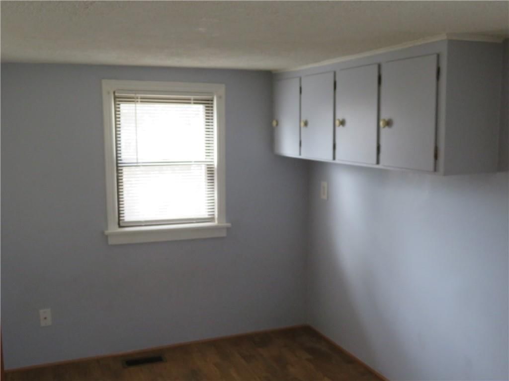 708 E Piankishaw Street — photo 10