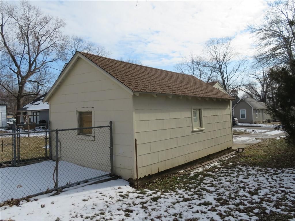 708 E Piankishaw Street — photo 19