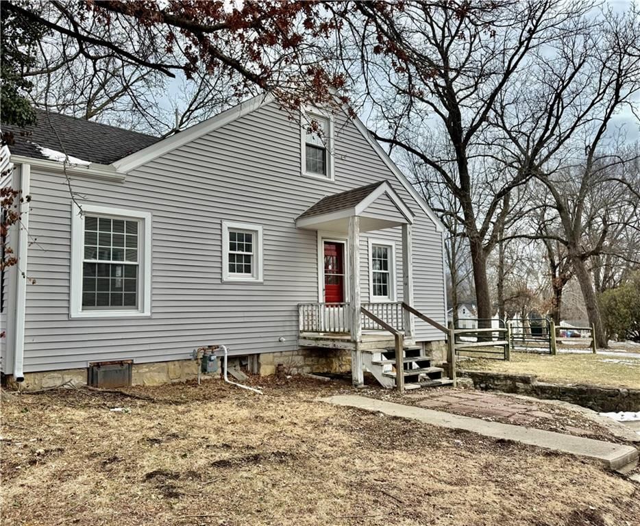 113 W Royle Street — photo 6