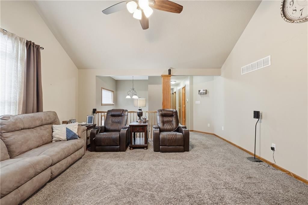 1810 NW Bradford Court — photo 5