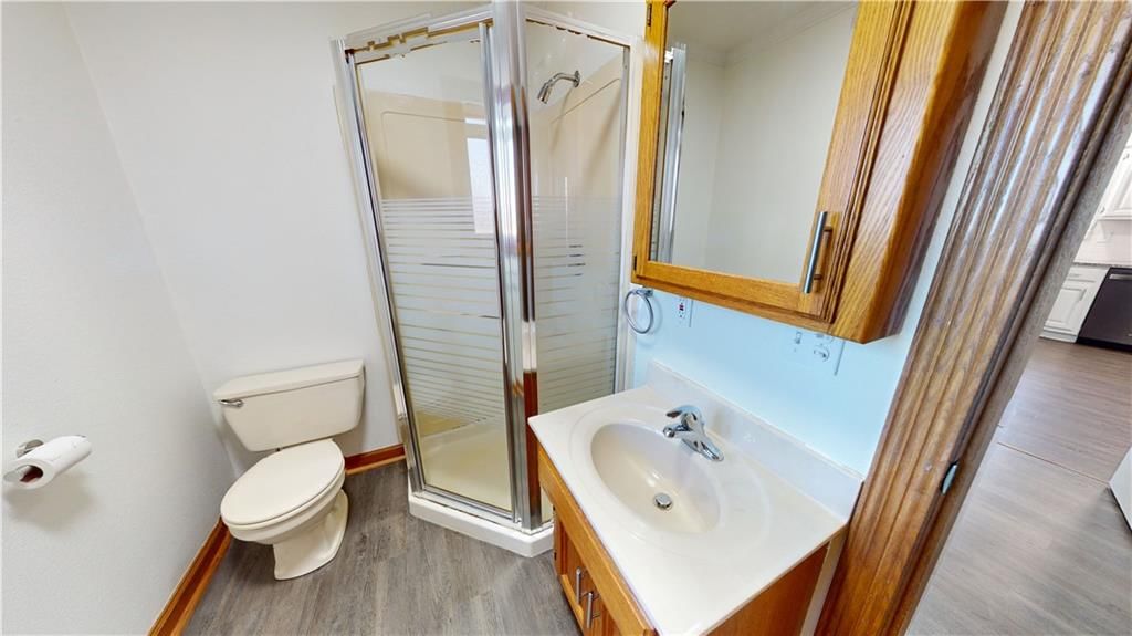 715 E Highland Avenue — photo 10