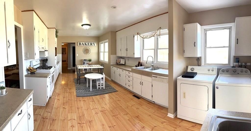 17629 Key Avenue — photo 2