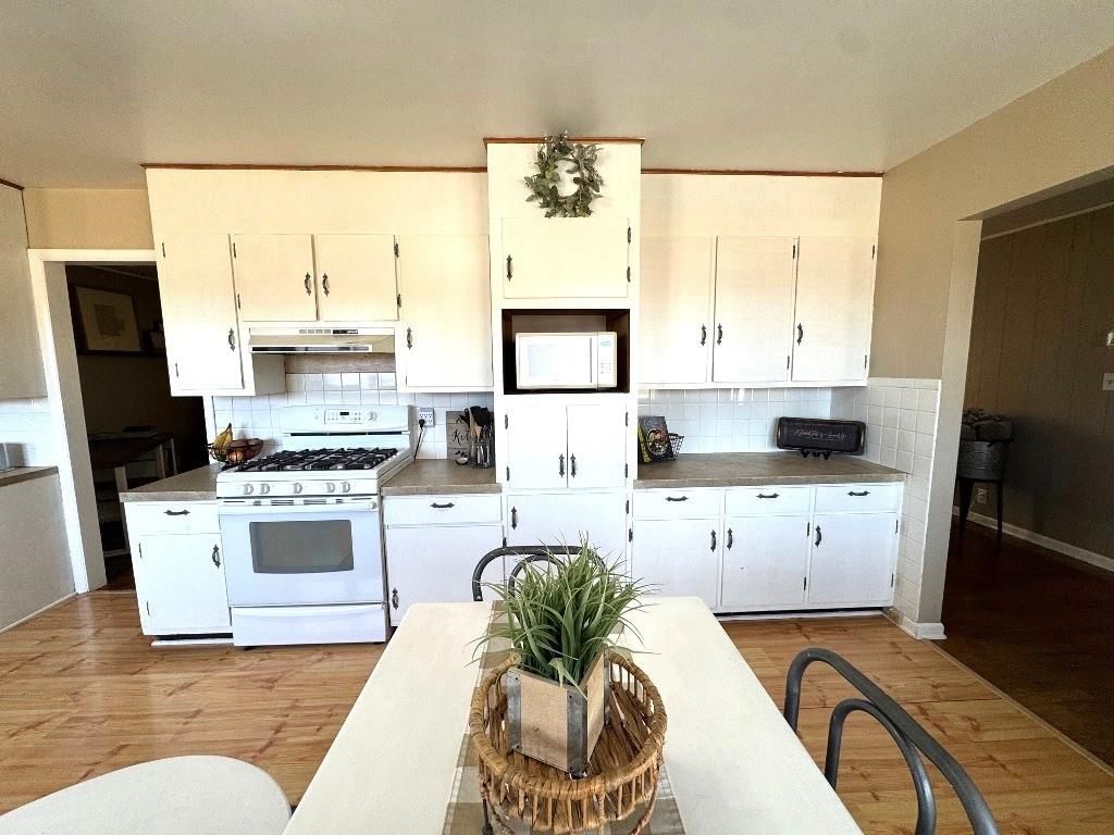 17629 Key Avenue — photo 4