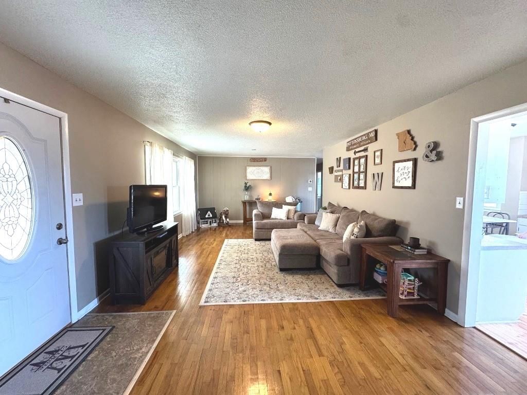 17629 Key Avenue — photo 10