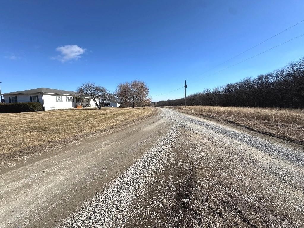 17629 Key Avenue — photo 28