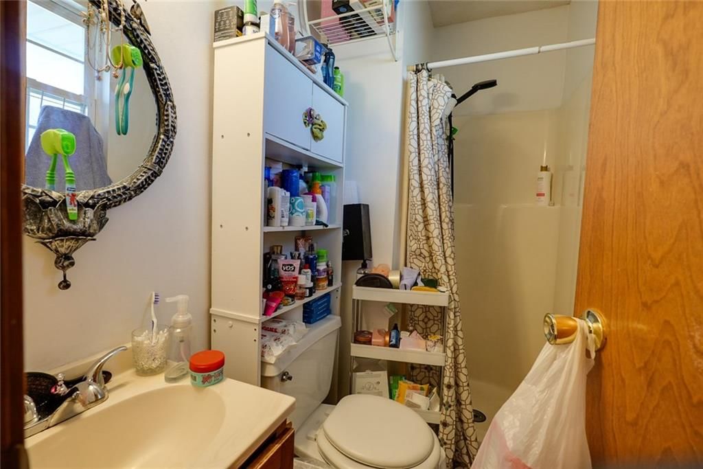 930 S Leslie Street — photo 11