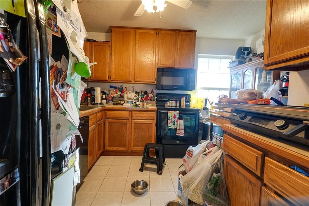 930 S Leslie Street — photo 12