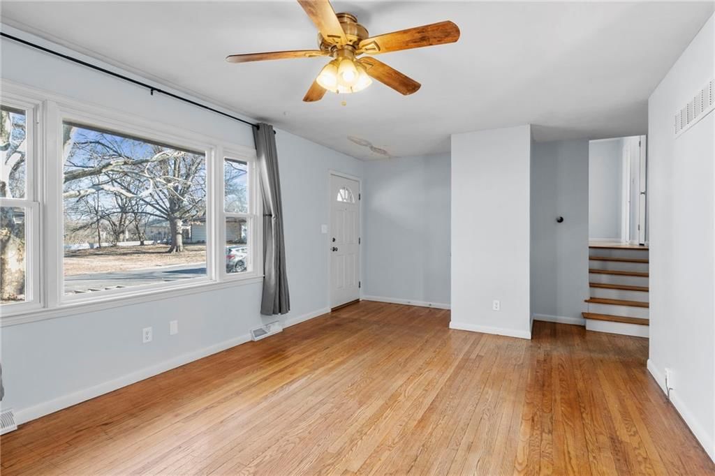 8608 Spring Valley Road — photo 5