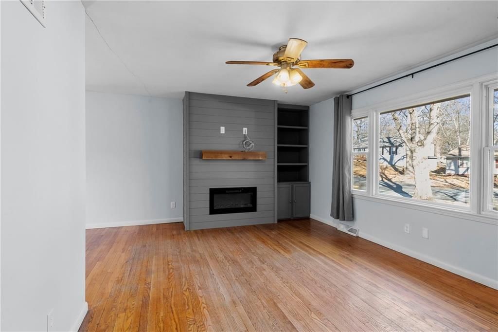 8608 Spring Valley Road — photo 7