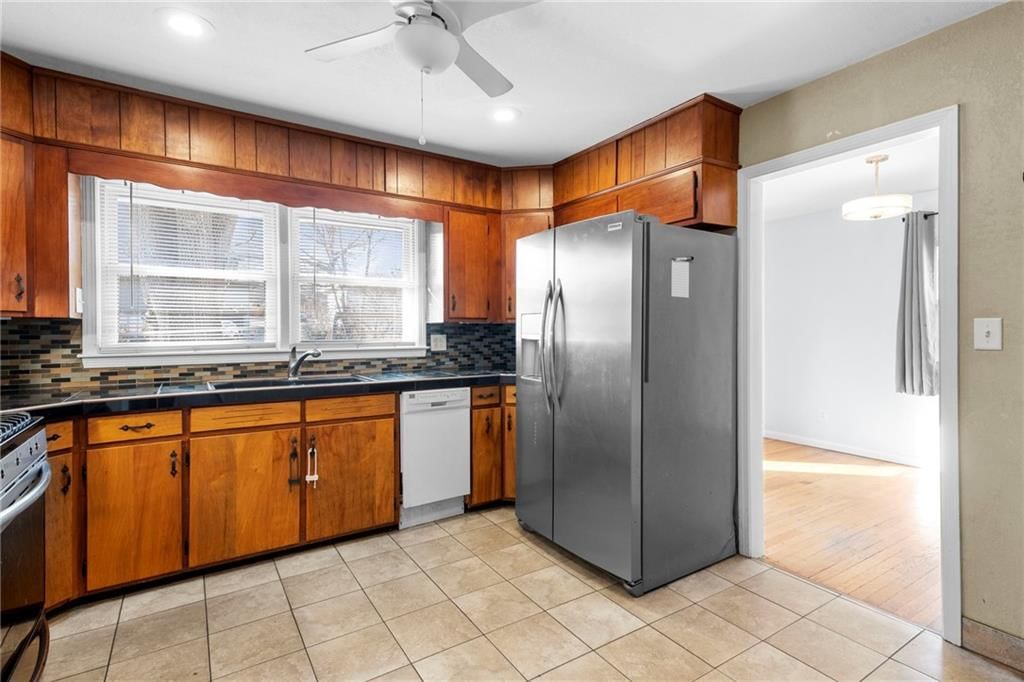 8608 Spring Valley Road — photo 11