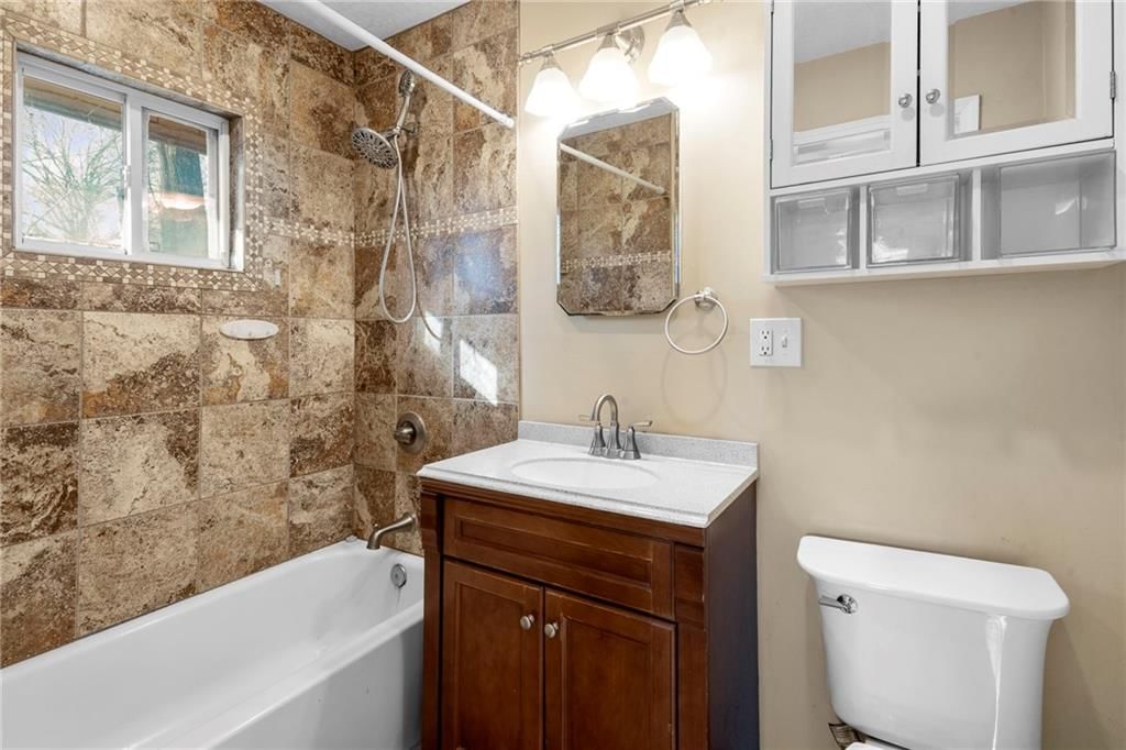 8608 Spring Valley Road — photo 19