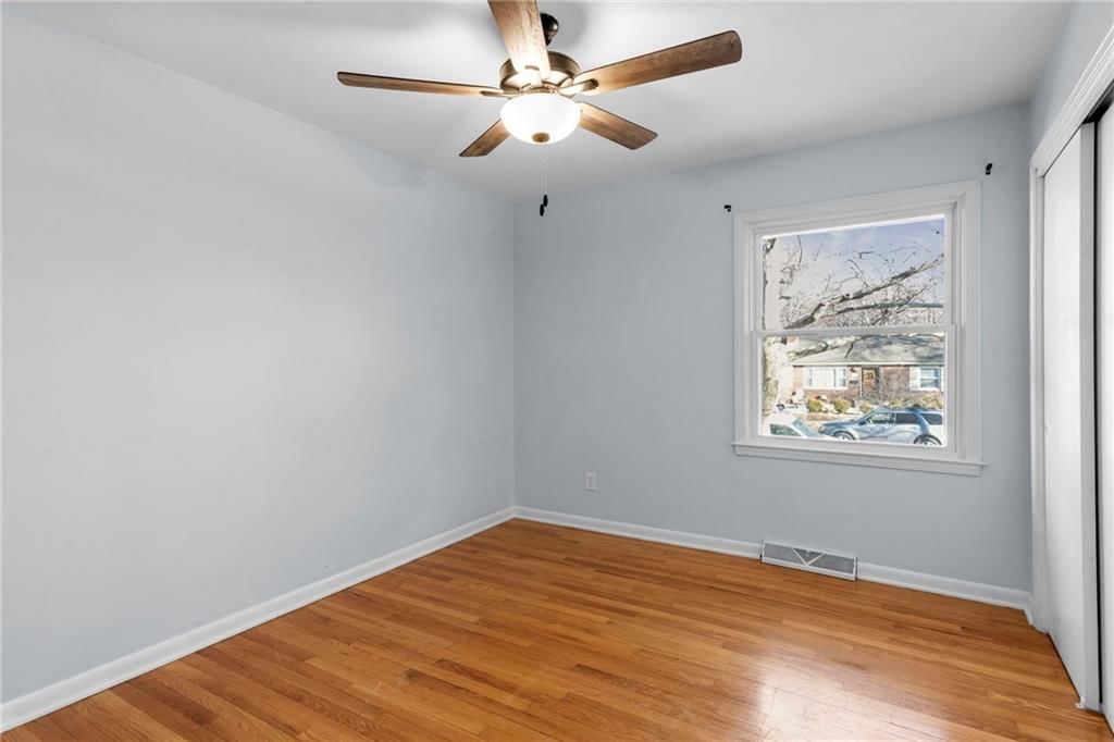 8608 Spring Valley Road — photo 21