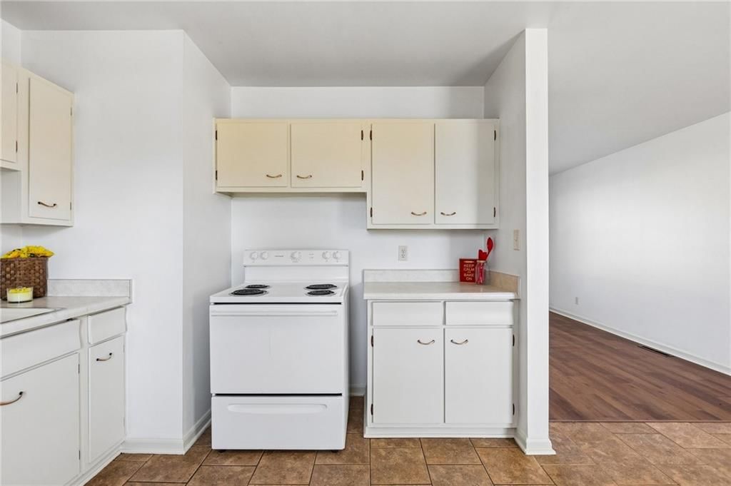 5301 NE 42nd Terrace — photo 9