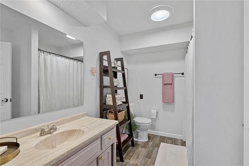 7248 Rene Street — photo 15