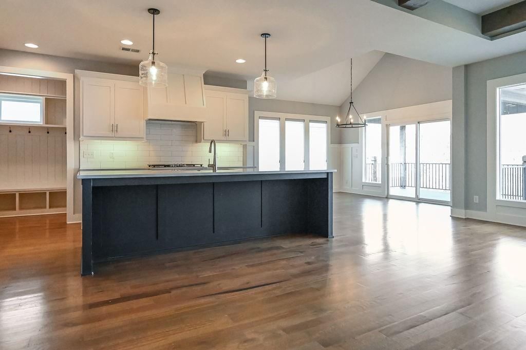 22622 W 87th Terrace — photo 9