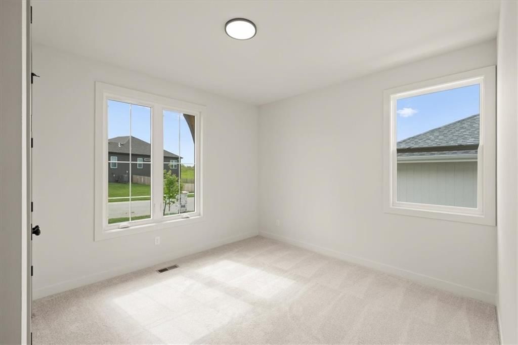 1408 Larkspur Place — photo 24