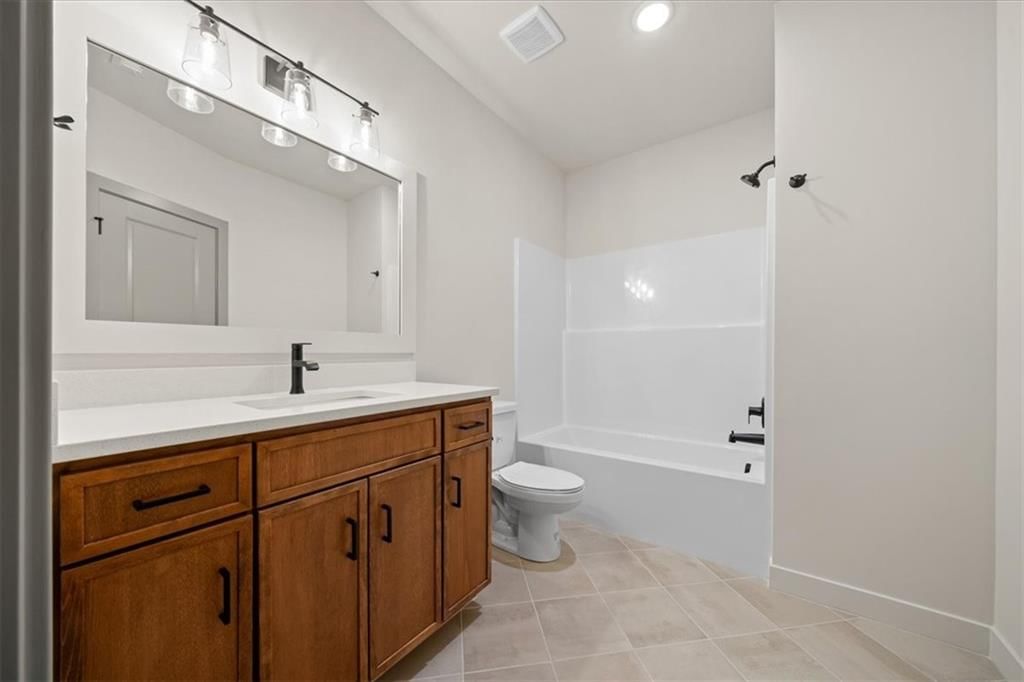 1408 Larkspur Place — photo 32