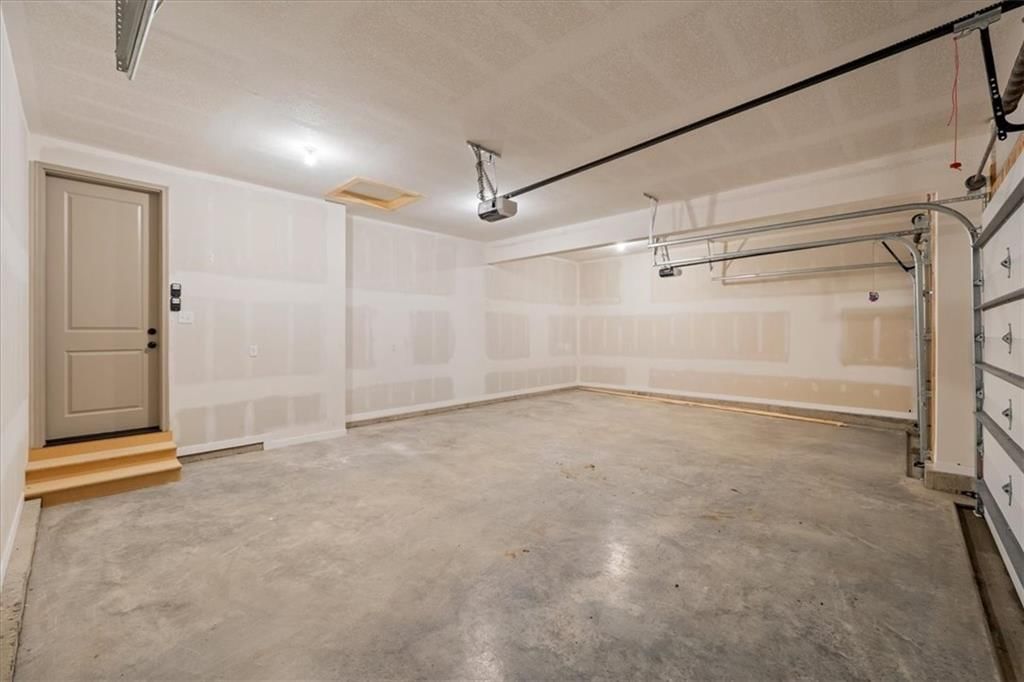 1408 Larkspur Place — photo 34