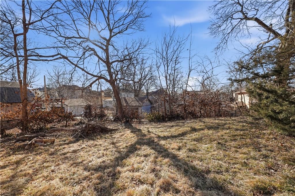 817 W White Oak Street — photo 7