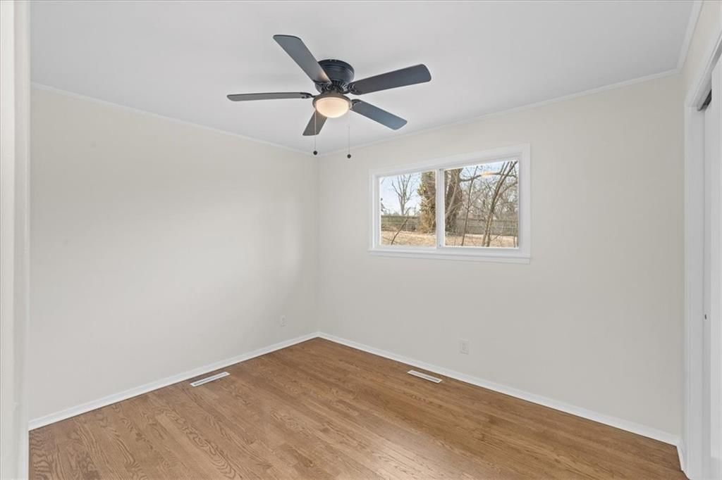5010 Crisp Avenue — photo 9