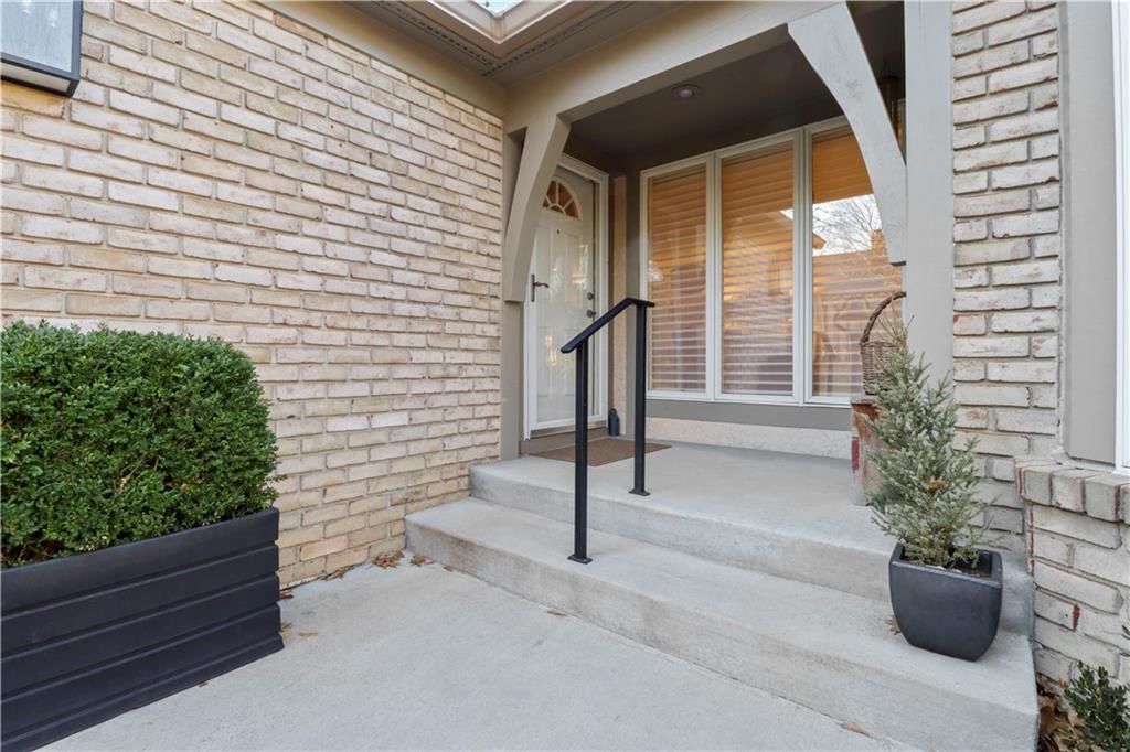 6330 Kennett Place — photo 4