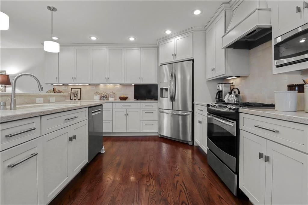 6330 Kennett Place — photo 10