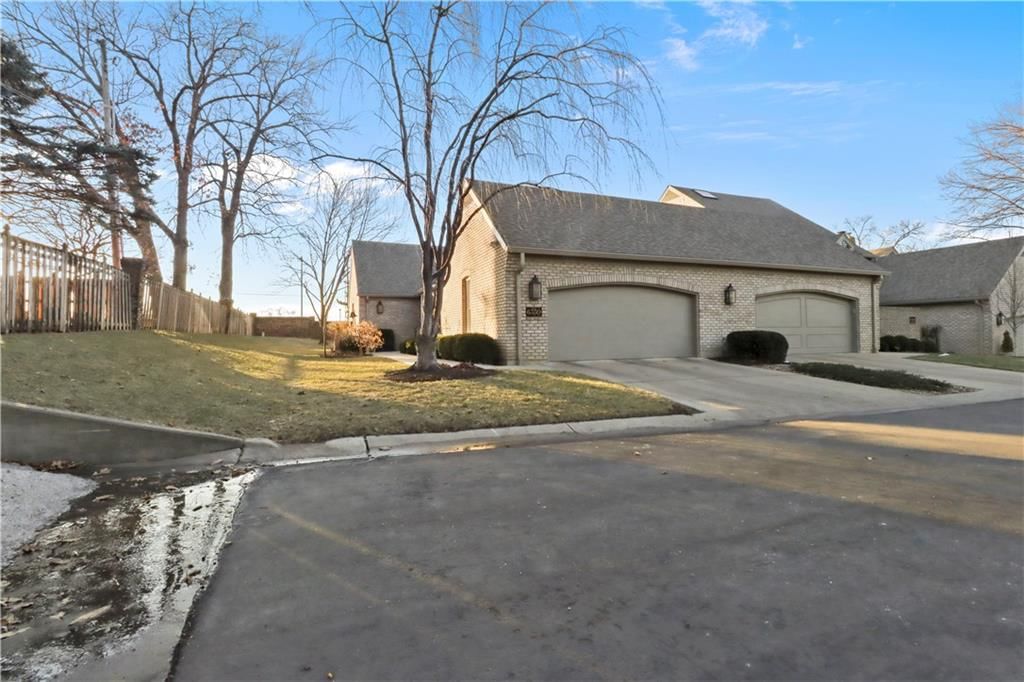 6330 Kennett Place — photo 37