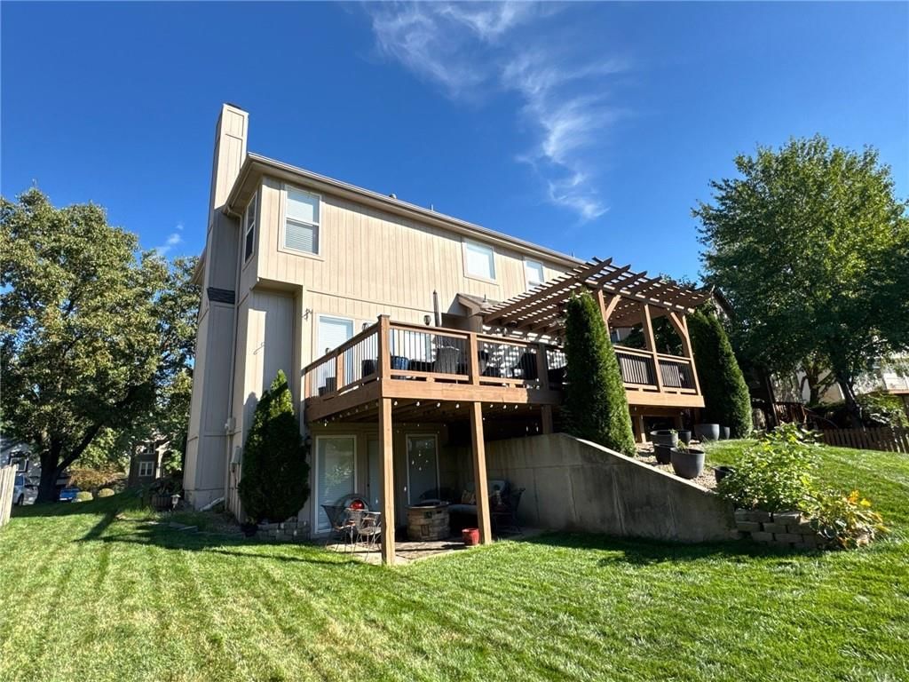7300 N Myrtle Street — photo 8