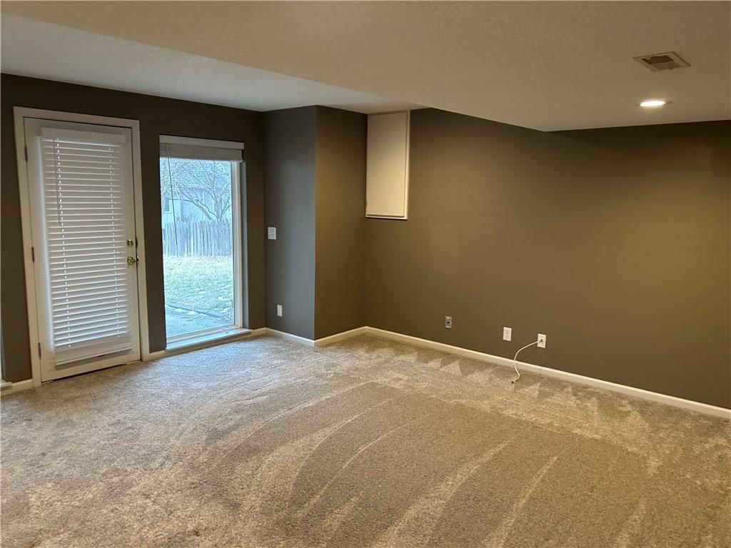 7300 N Myrtle Street — photo 35