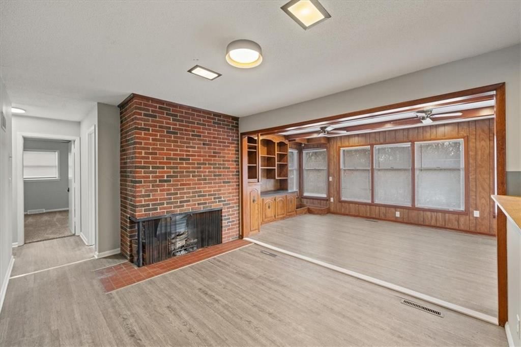 612 Christopher Street — photo 17