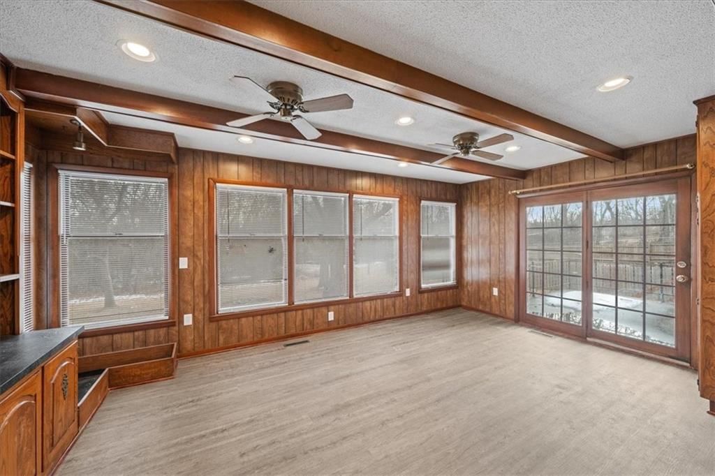 612 Christopher Street — photo 18